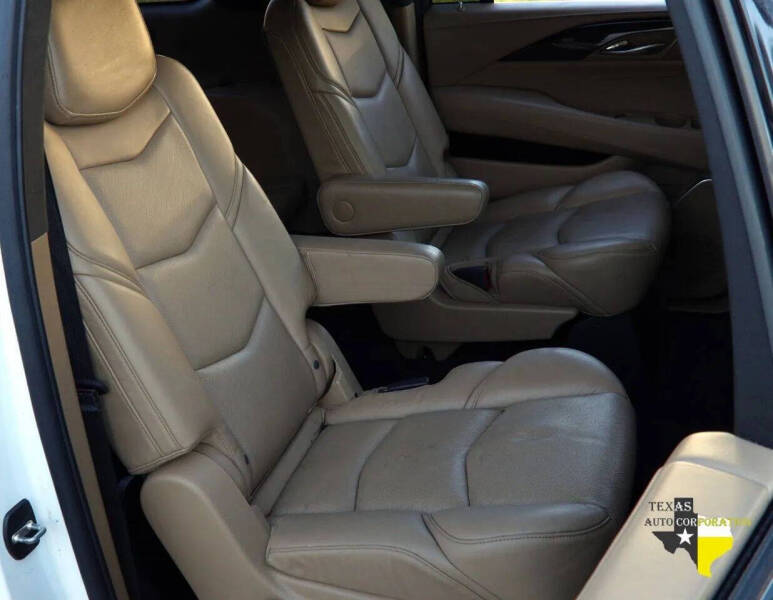 2019 Cadillac Escalade ESV Platinum