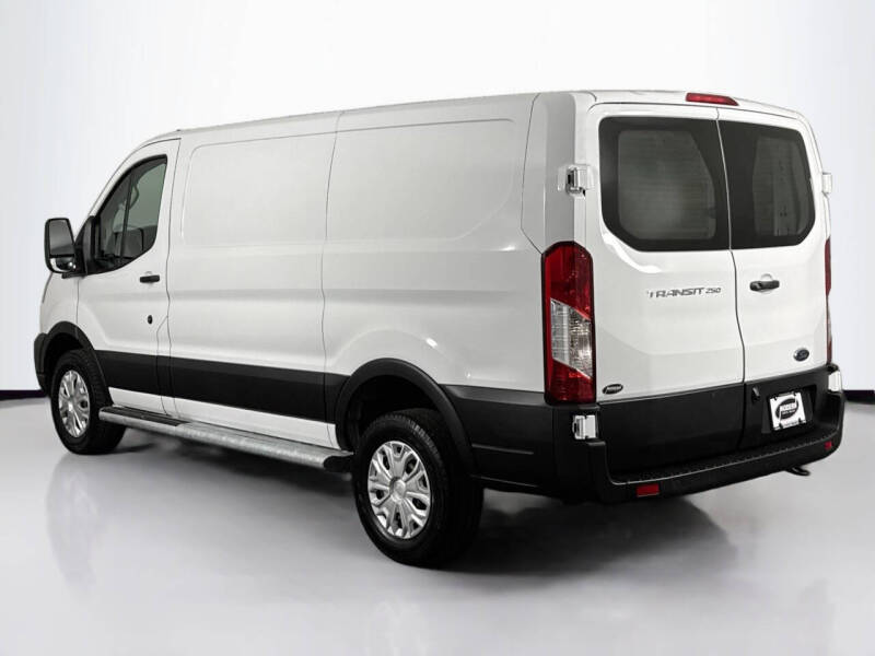 2025 Ford Transit