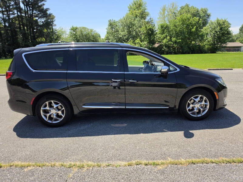 2017 Chrysler Pacifica Limited