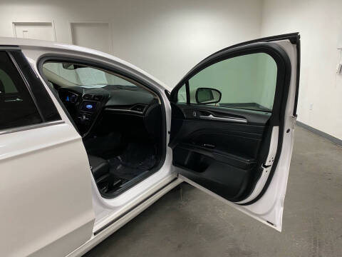 2019 Ford Fusion Energi Titanium