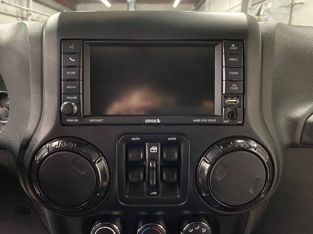 2017 Jeep Wrangler Unlimited Smoky Mountain