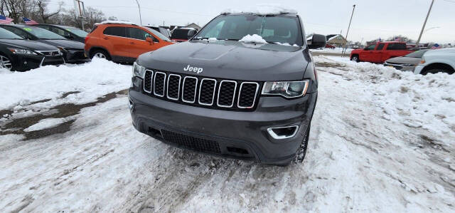 2017 Jeep Grand Cherokee for sale at URIEL's AUTOMOTIVE LLC in Middletown, OH