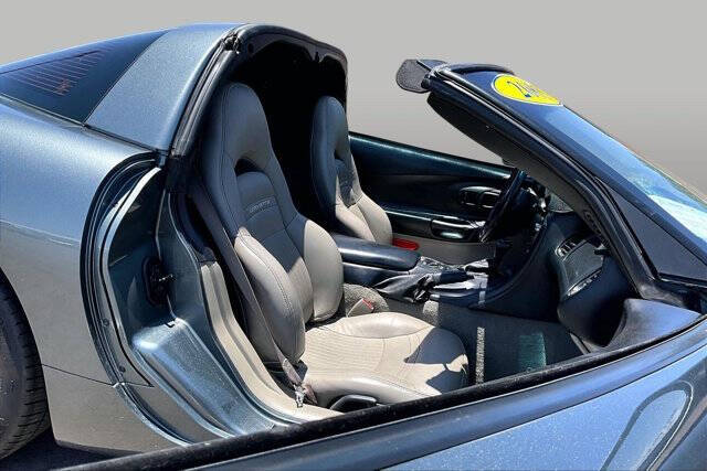 2003 Chevrolet Corvette
