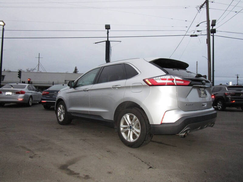 2019 Ford Edge SEL
