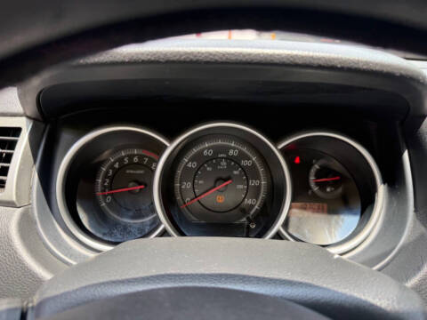 2010 Nissan Versa 1.8 S