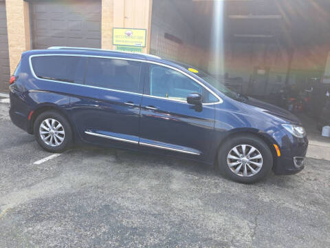 2018 Chrysler Pacifica Touring L Plus