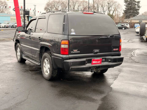 2003 GMC Yukon Denali