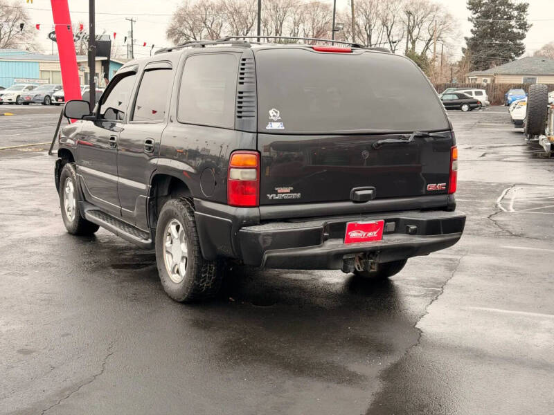 2003 GMC Yukon Denali