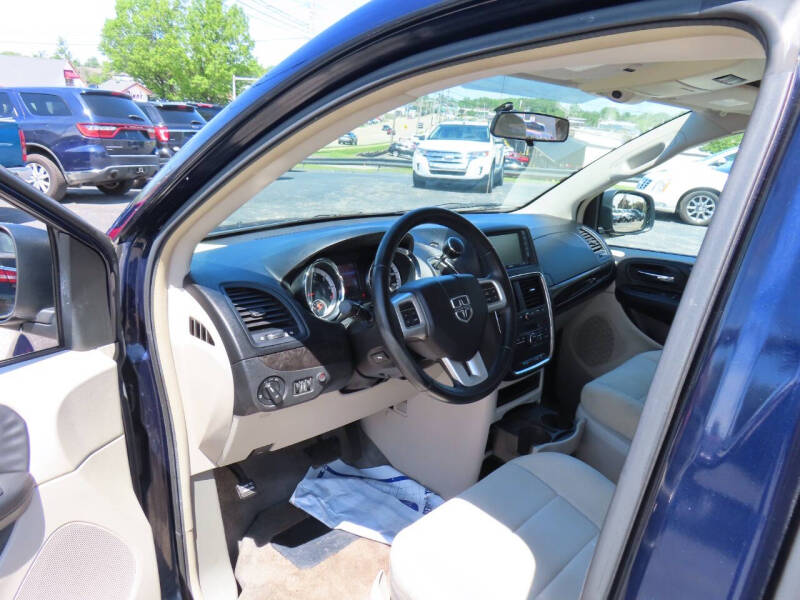 2012 Dodge Grand Caravan Crew