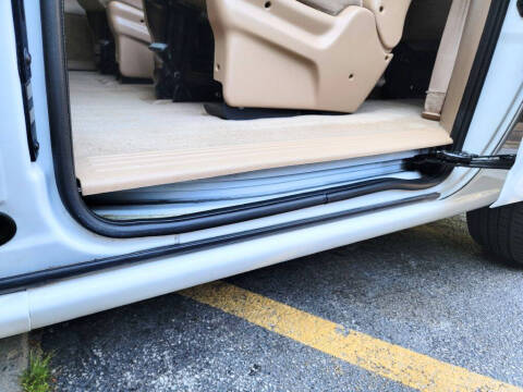 1996 Dodge Grand Caravan LE