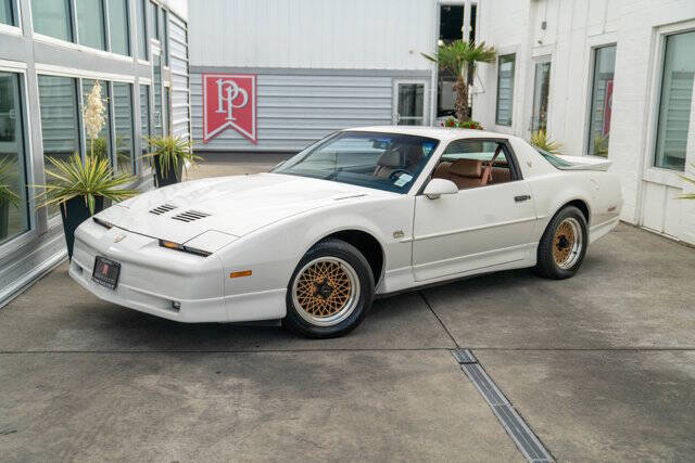 1990 Pontiac Firebird 2