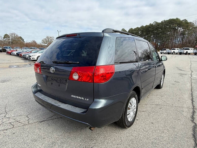 2008 Toyota Sienna