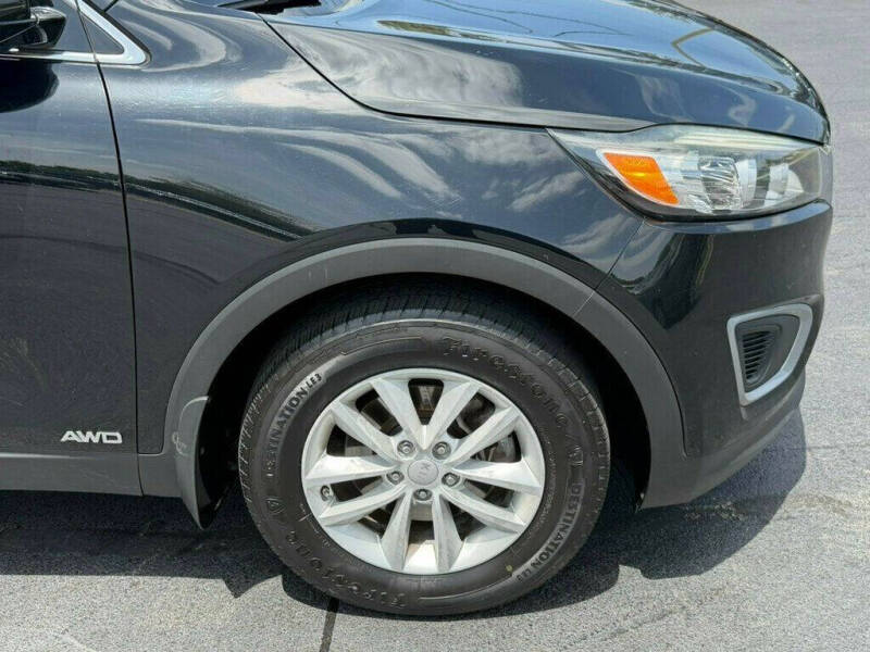 2017 Kia Sorento LX