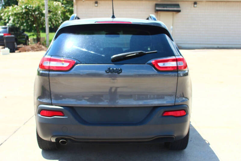 2018 Jeep Cherokee Latitude