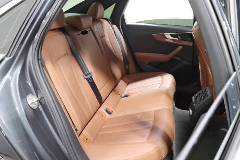 2022 Audi A4 quattro Premium 40 TFSI