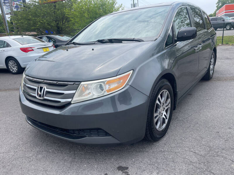 2013 Honda Odyssey for sale at Diana Rico LLC in Dalton GA