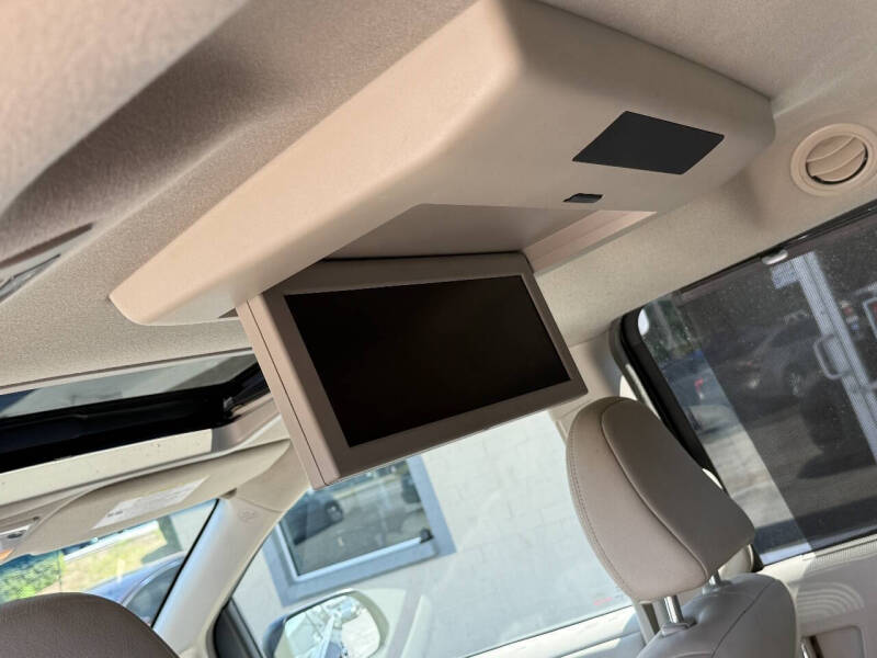 2012 Toyota Sienna XLE 8-Passenger