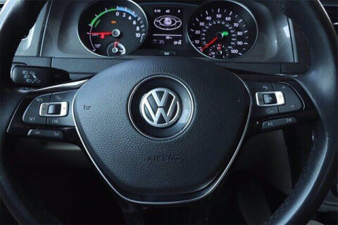 2015 Volkswagen e-Golf SEL Premium