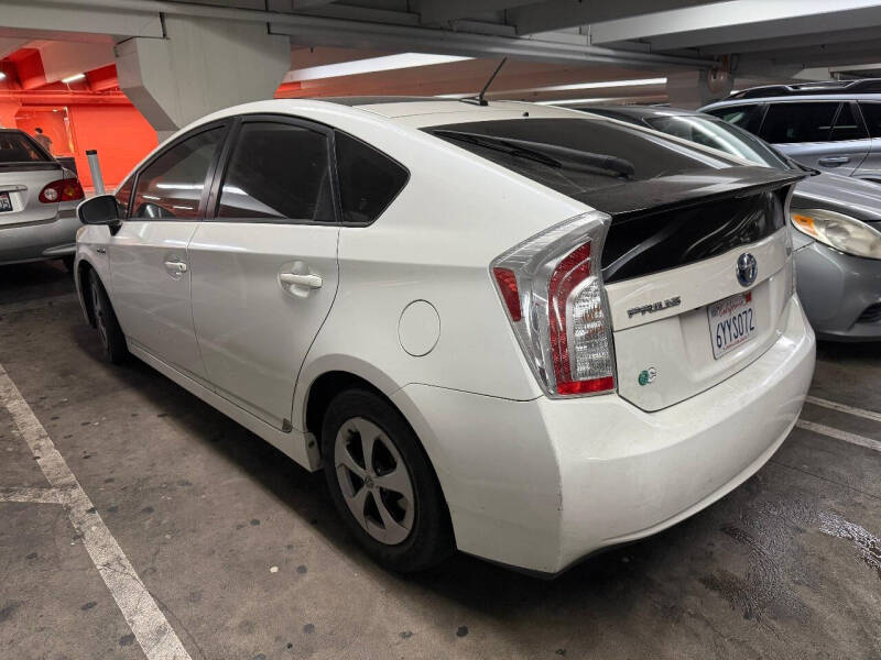 2013 Toyota Prius Five