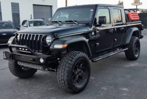 2020 Jeep Gladiator for sale at Isaac's Motors in El Paso TX