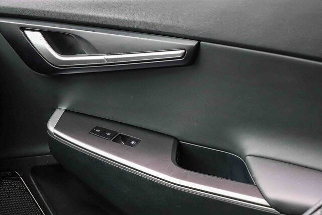 2024 Kia EV6 Wind