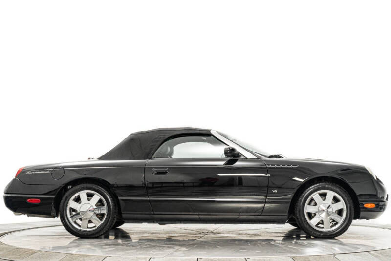2003 Ford Thunderbird