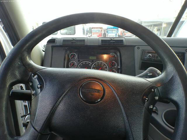 2016 Freightliner Cascadia