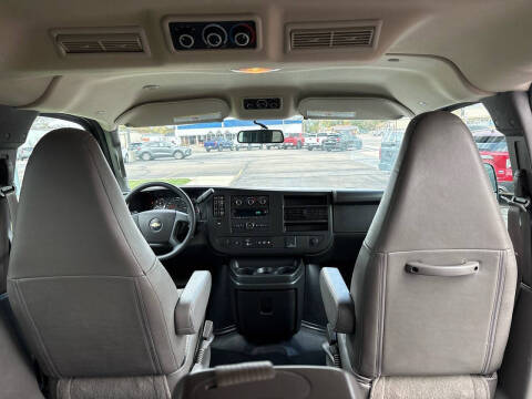 2023 Chevrolet Express LS 3500