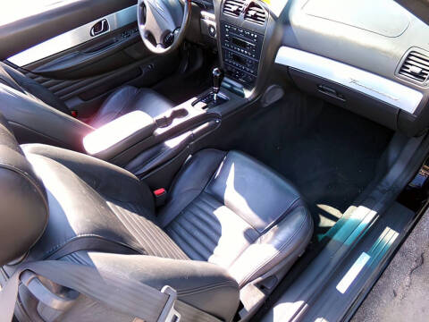 2002 Ford Thunderbird Deluxe