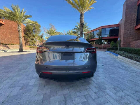 2024 Tesla Model Y Long Range