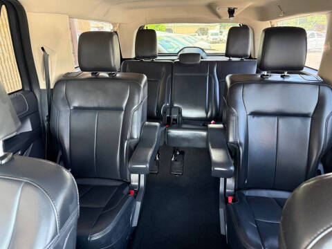 2024 Ford Expedition MAX XLT