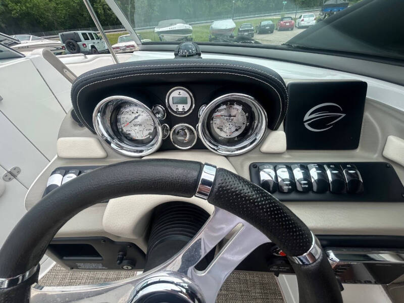 2018 Crownline E23 EC