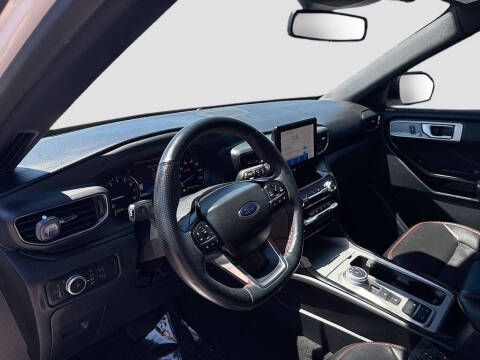 2022 Ford Explorer ST-Line