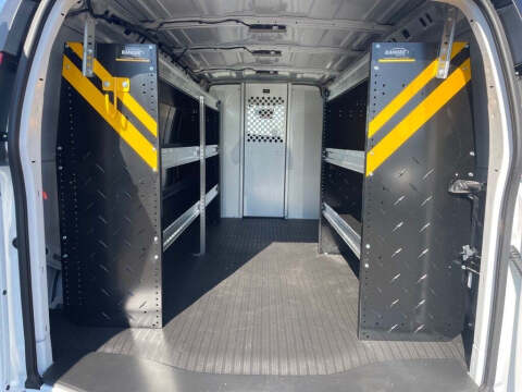 2025 Chevrolet Express 2500