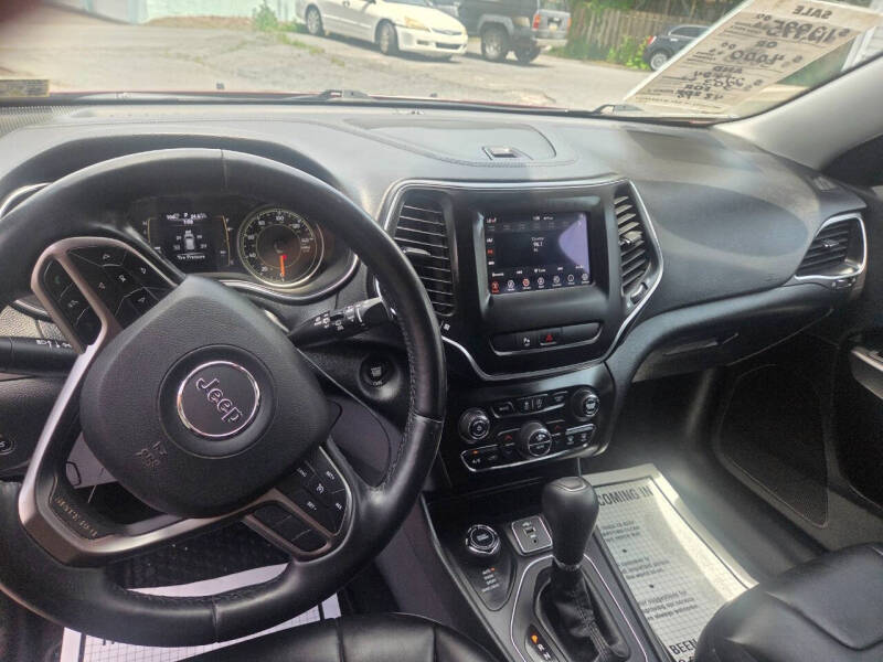 2019 Jeep Cherokee Latitude Plus