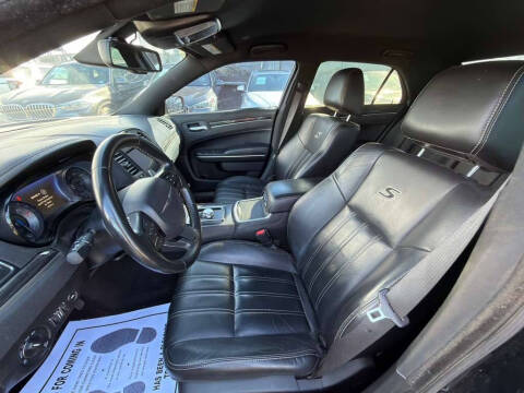 2019 Chrysler 300 S