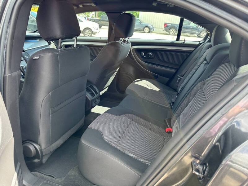 2016 Ford Taurus SEL