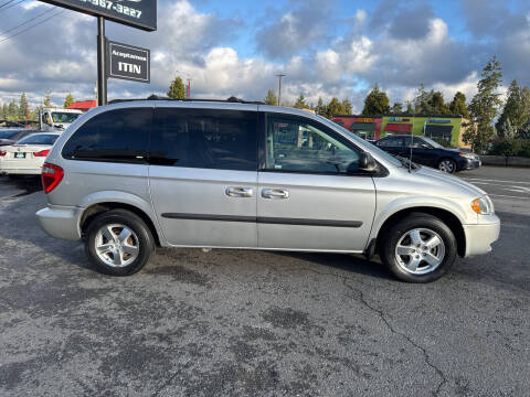 2005 Dodge Caravan SXT