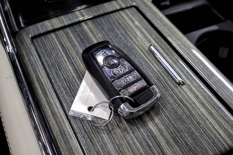 2020 Lincoln Navigator L Black Label