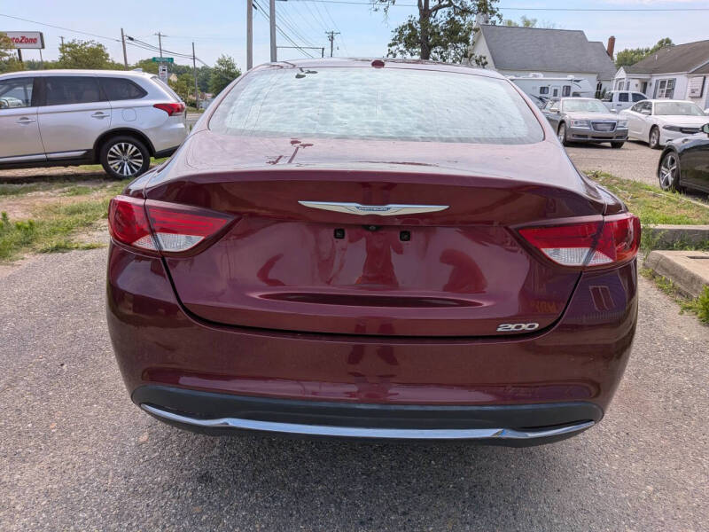 2016 Chrysler 200