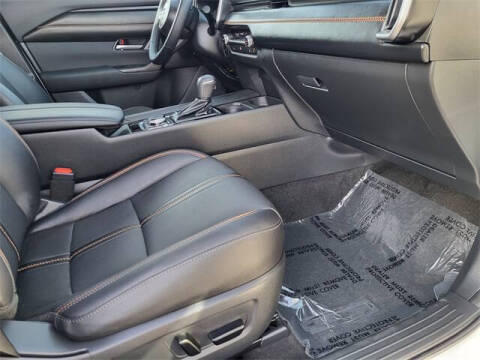 2025 Mazda CX-50 Hybrid Premium