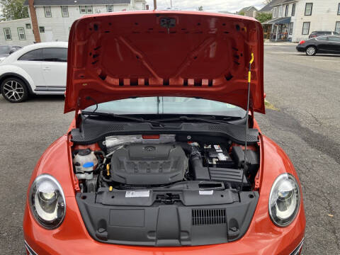 2018 Volkswagen Beetle 2.0T Coast