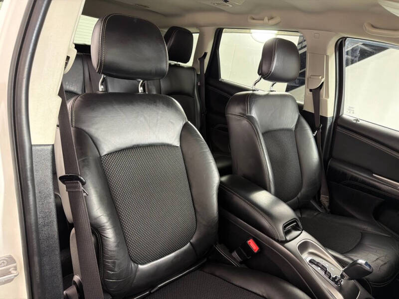 2016 Dodge Journey Crossroad