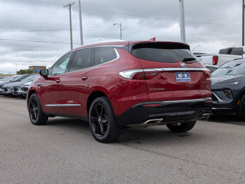 2023 Buick Enclave Essence