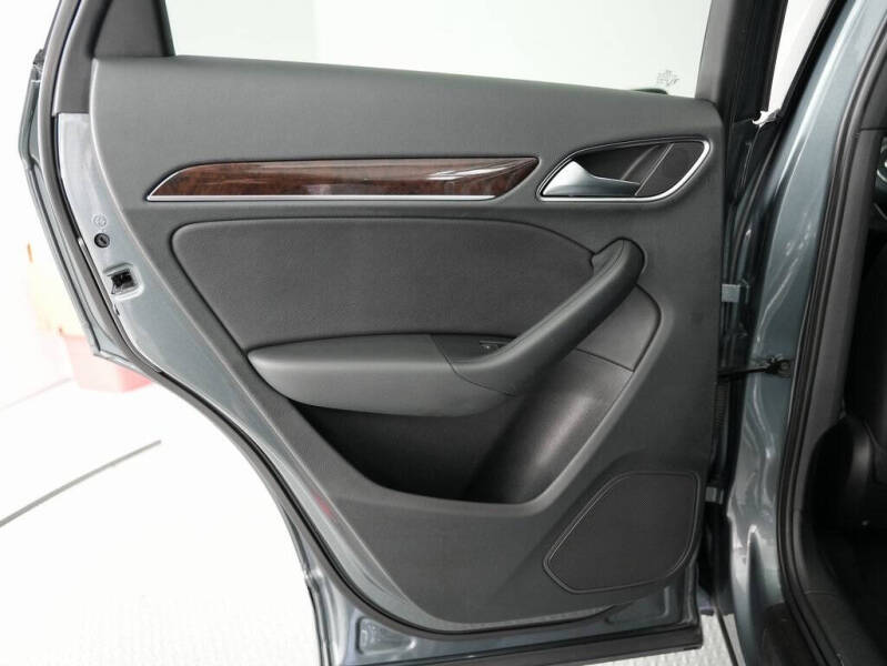 2016 Audi Q3 2.0T quattro Premium Plus