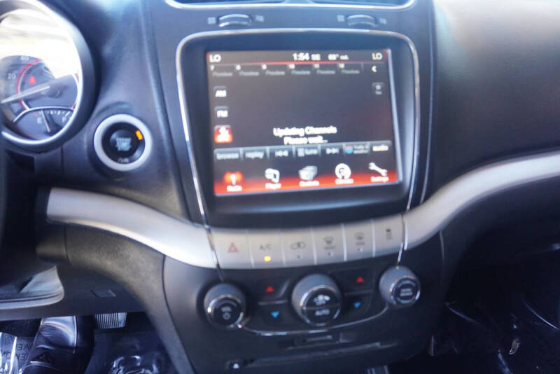 2018 Dodge Journey SXT - Photo 22