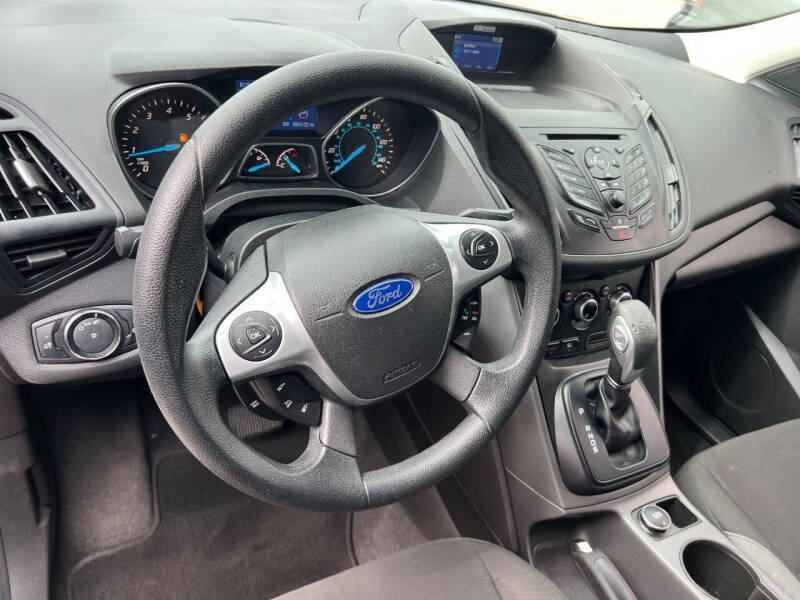 2013 Ford Escape S