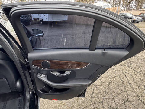 2015 Mercedes-Benz C-Class C 300