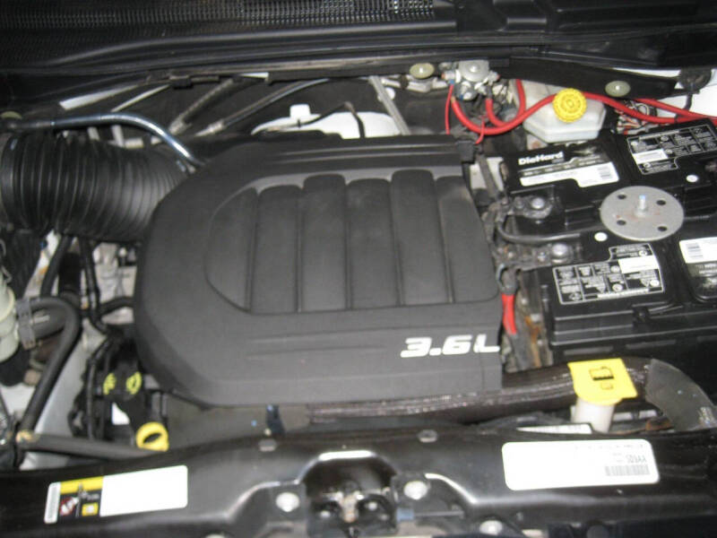 2016 Dodge Grand Caravan SXT Plus