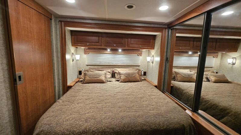 2009 Winnebago Itssca Meridian 34Y